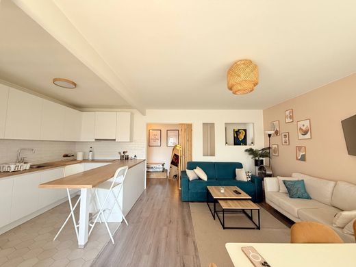 Apartament w La Madeleine, North