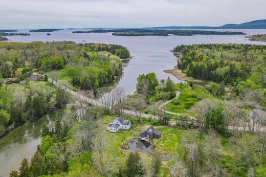 Detached House in Islesboro, Waldo County