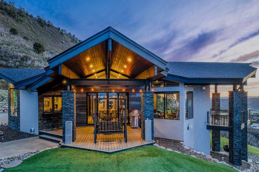 Luxury home in Durango, La Plata County