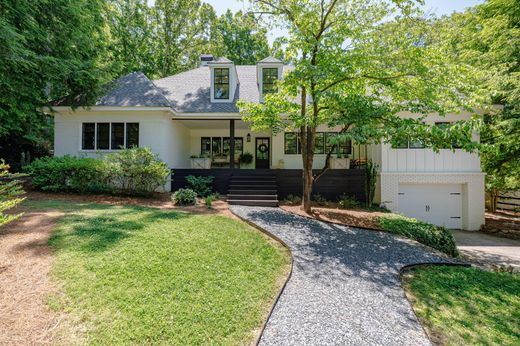 Detached House in Roswell, Fulton County
