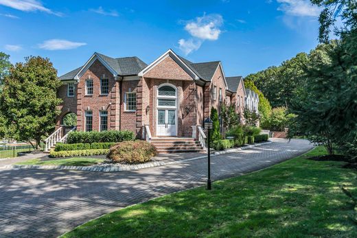 Einfamilienhaus in Colts Neck, Monmouth County