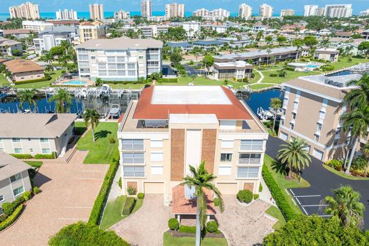 Apartment / Etagenwohnung in Marco Island, Collier County