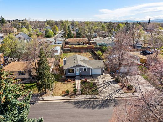 Casa Independente - Loveland, Larimer County