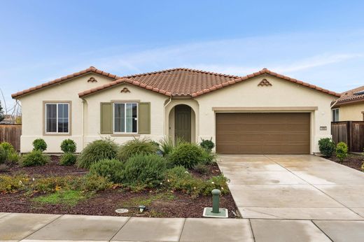 Detached House in Dixon, Solano County