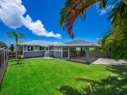 Detached House in Kaneohe, Honolulu County