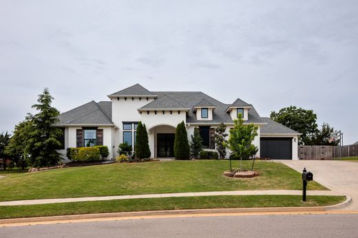 Luxus-Haus in Edmond, Oklahoma County