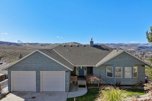 Luxury home in The Dalles, Wasco County