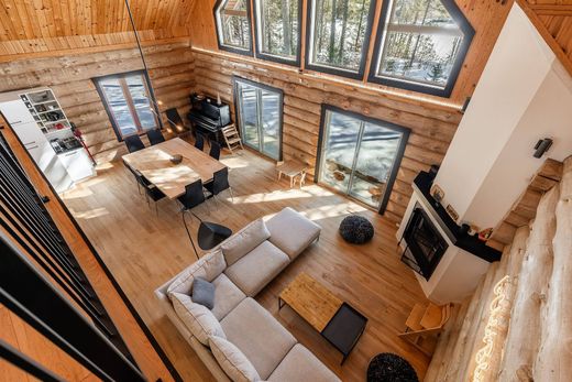 Detached House in Saint-Alphonse-Rodriguez, Lanaudière