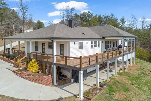 Detached House in Leicester, Buncombe County