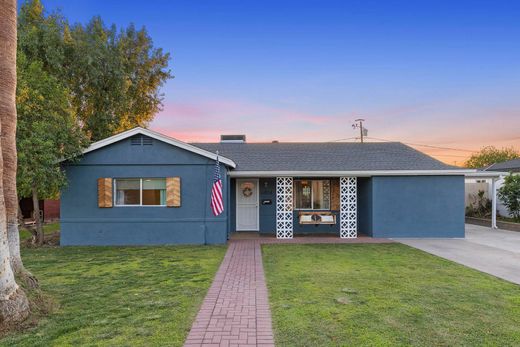 Luxury home in Phoenix, Maricopa County