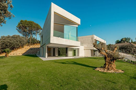 Einfamilienhaus in Las Rozas de Madrid, Provinz Madrid