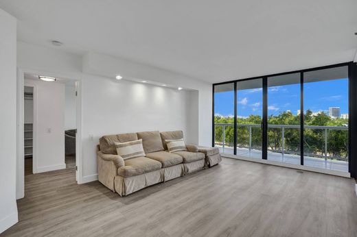 Apartment / Etagenwohnung in Aventura, Miami-Dade County