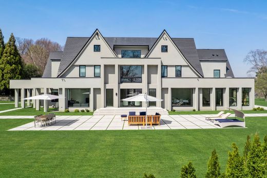 Detached House in Greenwich, Fairfield County