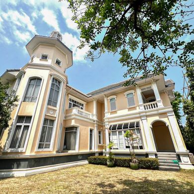 Maison individuelle à Lat Phrao, Bangkok