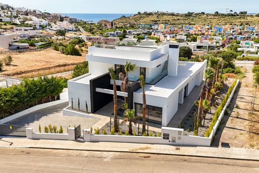 Dom jednorodzinny w Albufeira e Olhos de Água, Albufeira