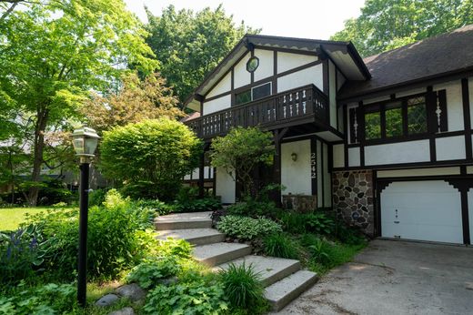 Detached House for sale in Glendale