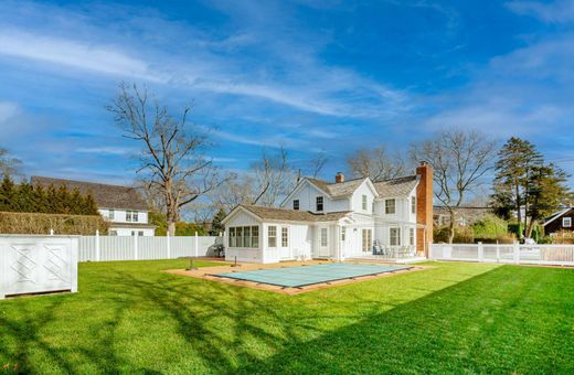 بيت مستقل ﻓﻲ Southampton, Suffolk County