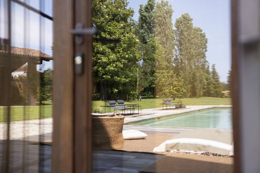 Villa a Agrate Conturbia, Novara