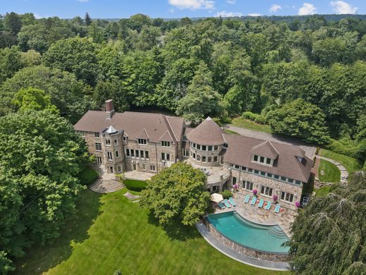 Detached House in Harrison, Westchester County