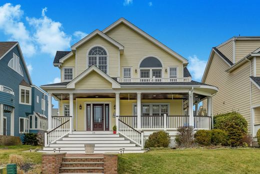 Detached House in Avon-by-the-Sea, Monmouth County