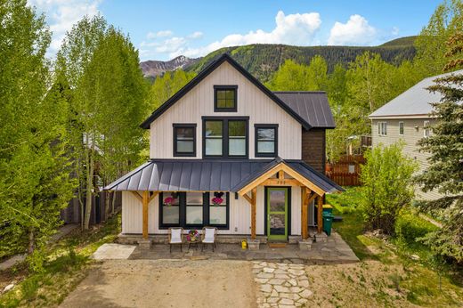 Luxury home in Crested Butte, Gunnison County
