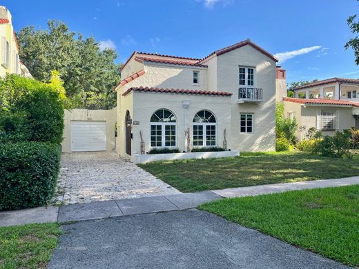 Einfamilienhaus in Coral Gables, Miami-Dade County