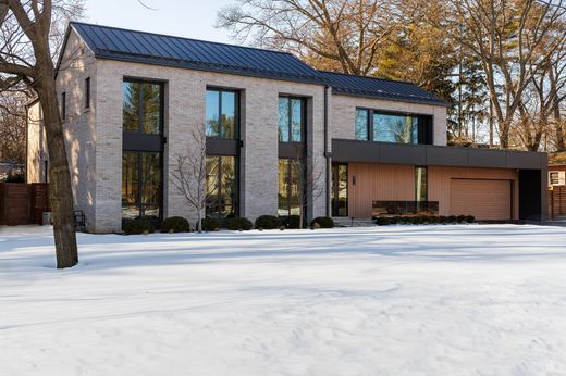 Casa Unifamiliare a Oakville, Ontario