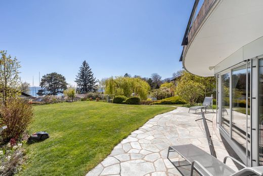 Detached House in Bevaix, Boudry District