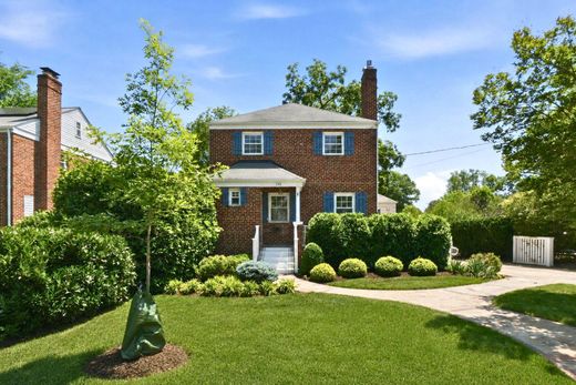 Detached House in Arlington, Arlington County
