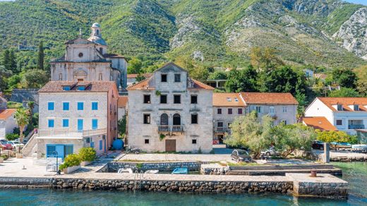 Palácio - Kotor