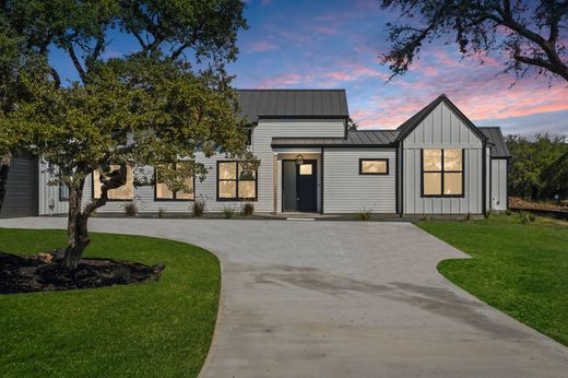 Detached House in Wimberley, Hays County