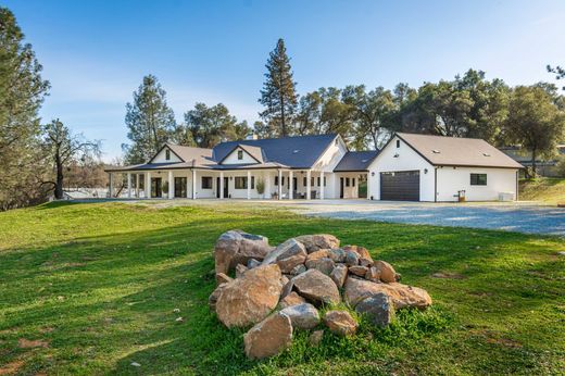 Luxury home in Somerset, El Dorado County