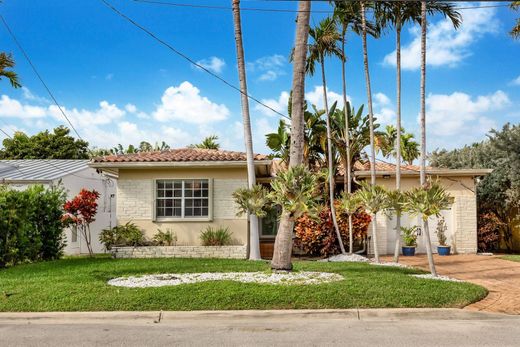 Luxury home in Surfside, Miami-Dade