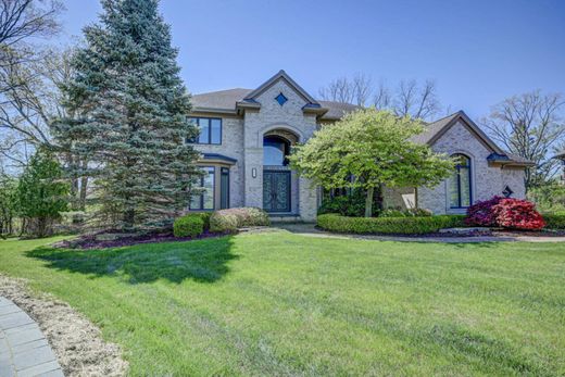 Detached House in West Bloomfield Township, Oakland County
