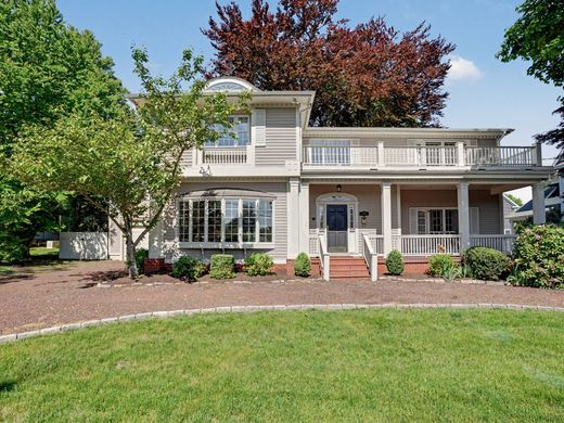 Einfamilienhaus in Milford, New Haven County