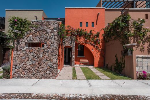 Apartment / Etagenwohnung in San Miguel de Allende, Guanajuato