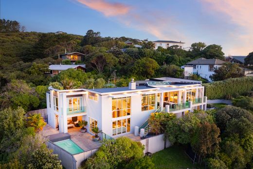 Luxury home in Porirua, Porirua City