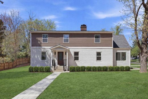 Detached House in Falls Church, City of Falls Church