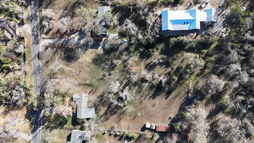 Land in Austin, Travis County