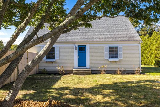 Einfamilienhaus in Hyannis, Barnstable County