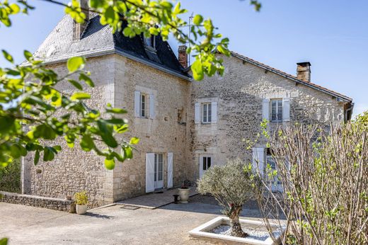 Detached House in Brantôme, Dordogne