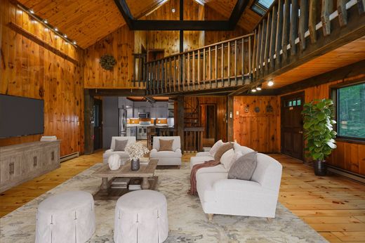 ‏בית חד-משפחתי ב  Sandisfield, Berkshire County