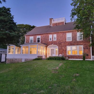 Detached House in Woods Hole, Barnstable County