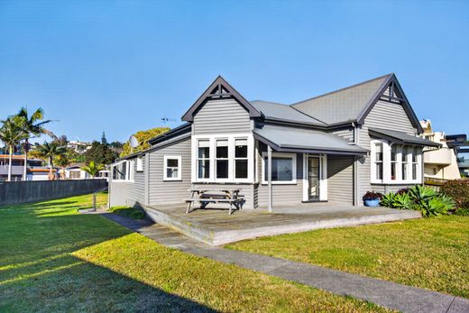 Villa in Napier, Napier City