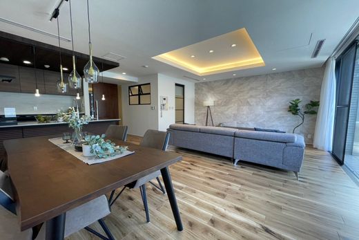 아파트 / Tokyo, Tokyo Prefecture