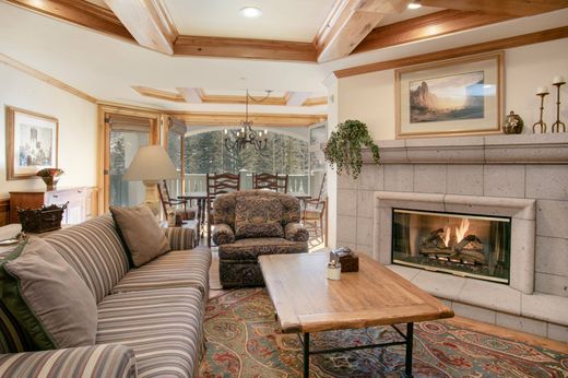 Beaver Creek, Eagle Countyのアパートメント