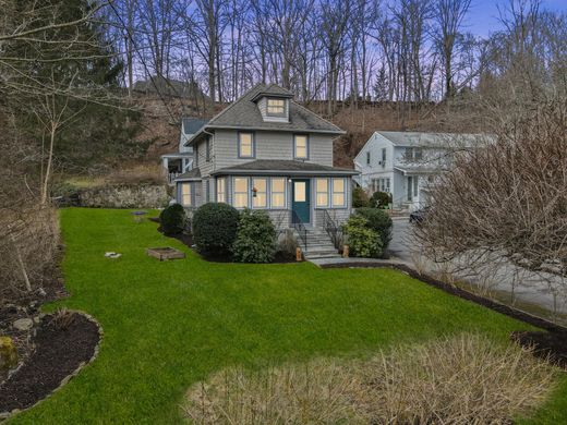 Detached House in Armonk, Westchester County