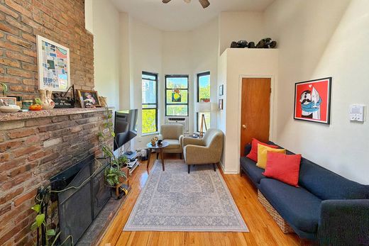 Apartment in Brooklyn, Kings County