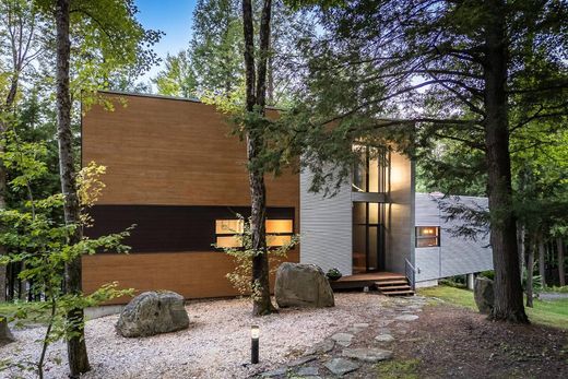 Casa en Saint-Joachim-de-Shefford, Montérégie