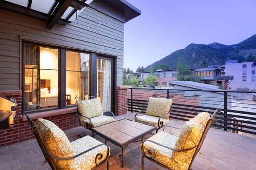 Apartment / Etagenwohnung in Aspen, Pitkin County